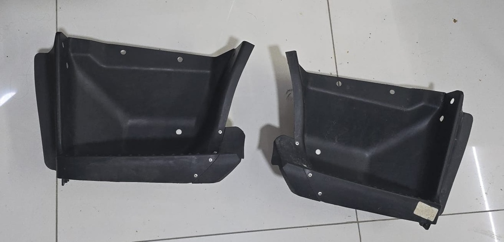 [51771-37220] ESCALÓN DINA 2003 RH