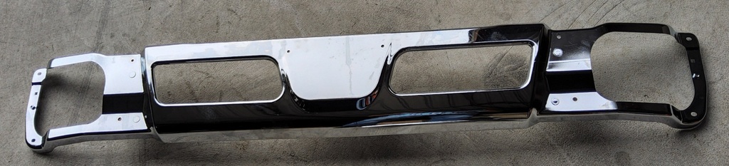 [MBL12-201W CROM] BUMPER FUSO FE85C 12/23 C/A 6.9 T CROMADO