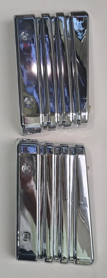 ESQUINA PARACHOQUE DELTA RH CROME 