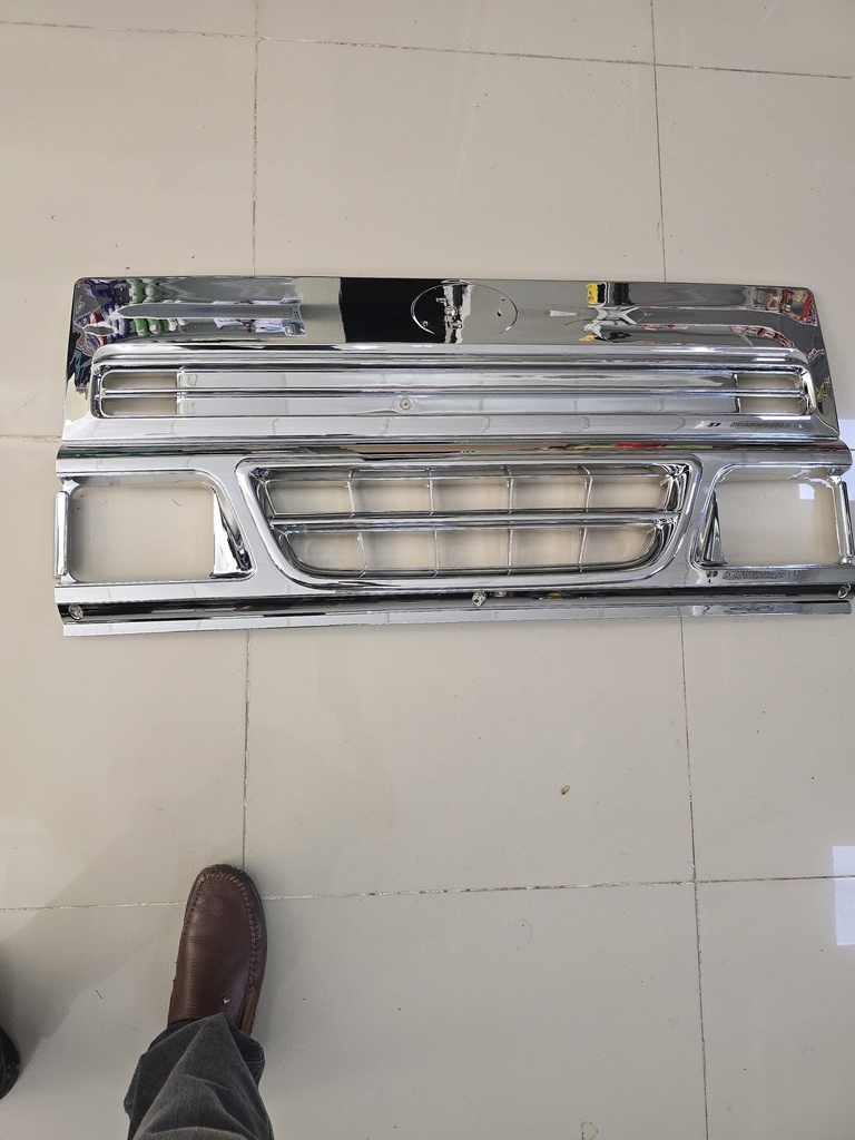 [53101-87335C] PARRILLA DAIHATSU DELTA 00/07 C/E CHOM -4