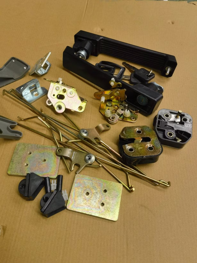 JGO LLAVIN CERRADURA Y MANUBRIO SHACMAN F3000 